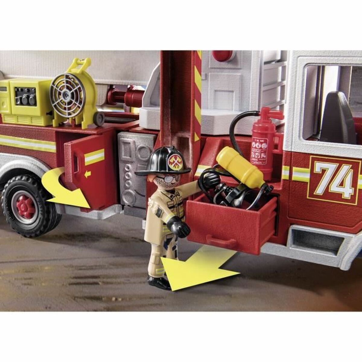 Набор машинок   Playmobil Fire Truck with Ladder 70935         113 Предметы  