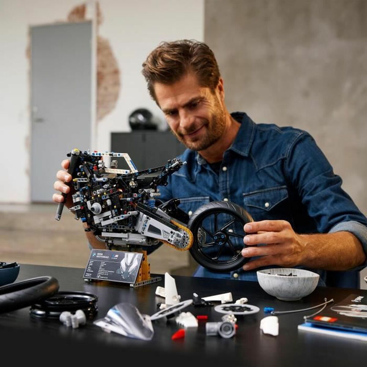 Строительный набор   Lego Technic BMW M 1000 RR Motorcycle          