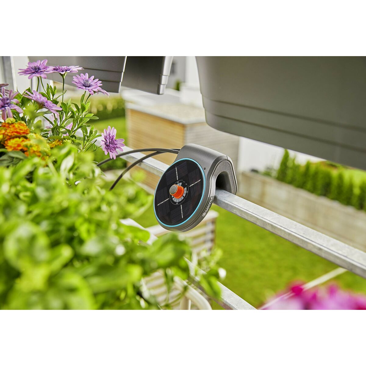 Automatic Drip Watering System for Plant Pots Gardena Aquabloom